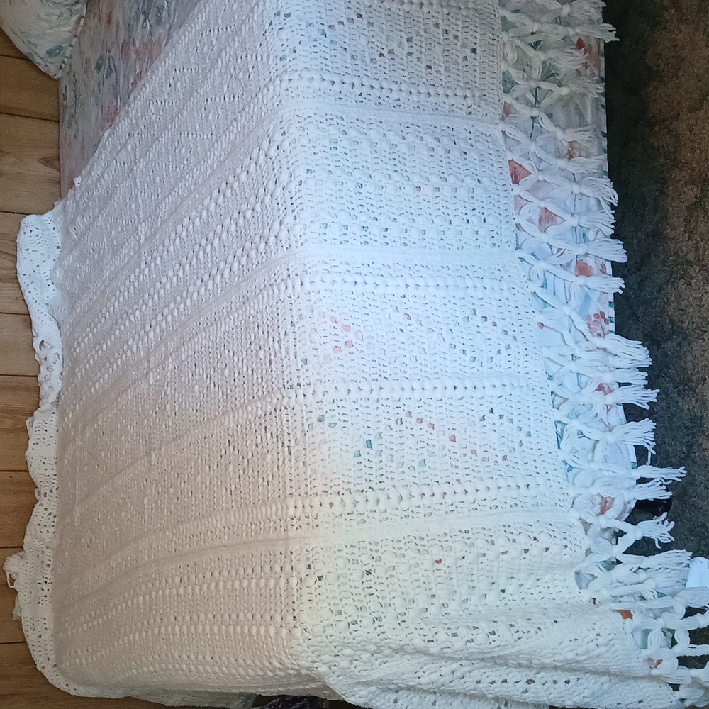 White Crochet Blanket with Fringe